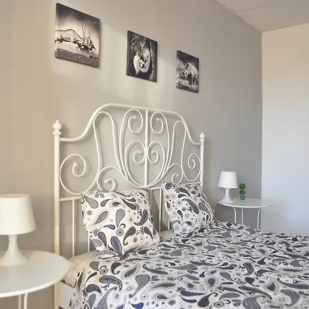 Apartment 6 Sense Bucharest