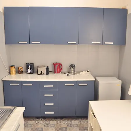 Apartment 6 Sense